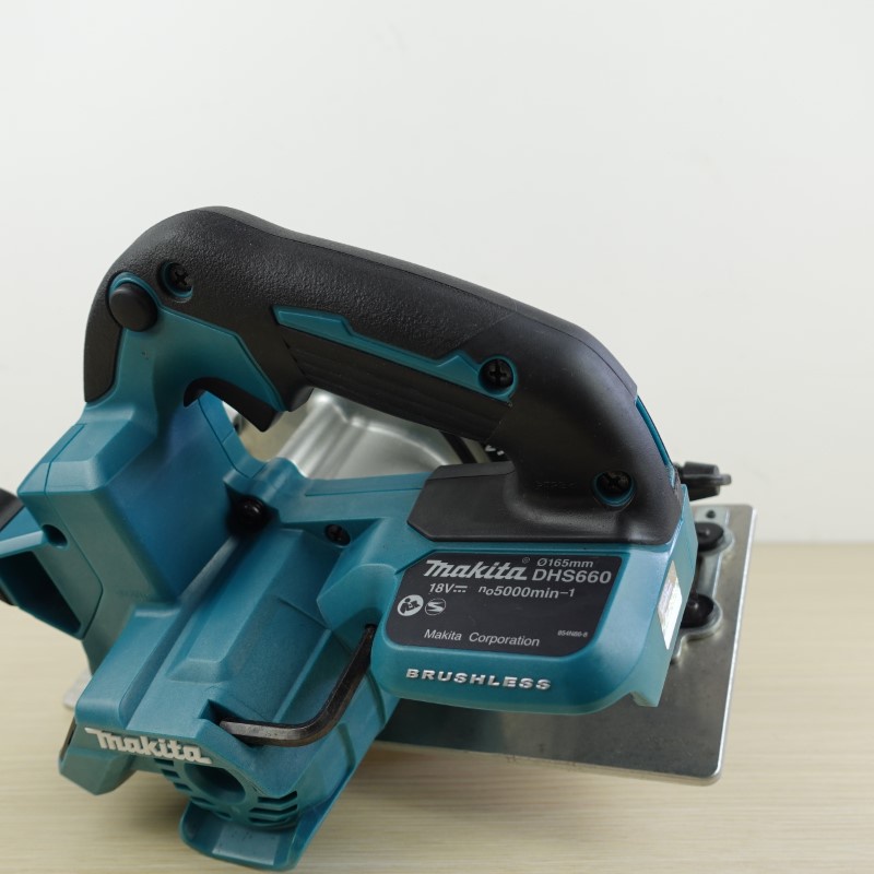 Máy Cưa Đĩa Dùng Pin Makita DHS660Z