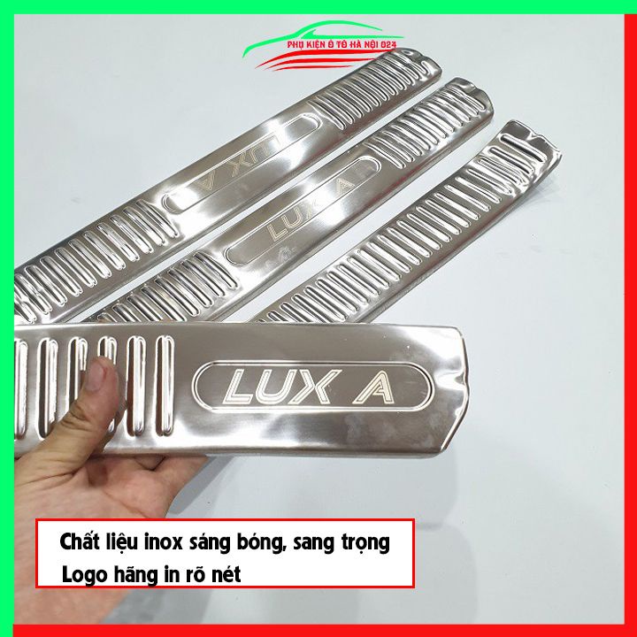 Ốp bậc cửa, nẹp bước chân trong INOX cho xe Vinfast Lux A 2.0 2020-2022 chống trầy bảo vệ trang trí xe