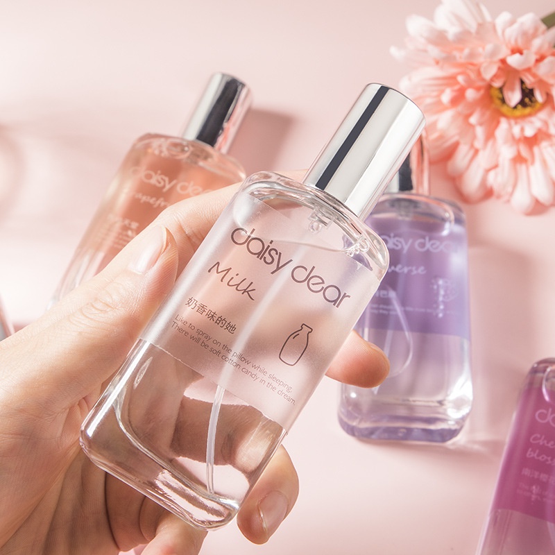 Nước hoa nữ thơm lâu hương hoa thiên nhiên vỏ hộp sang trọng Daisy Dear 50ml