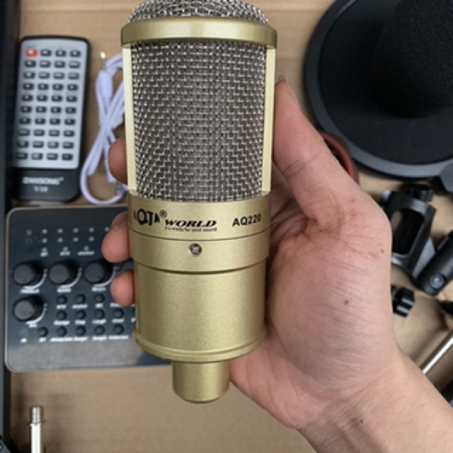 [Mã SKAMPUSHA8 giảm 8% đơn 300K] Combo hát thu âm livestream AQTA AQ220-Card thu V10 kèm giá đỡ mic+màng lọc âm bảo hành