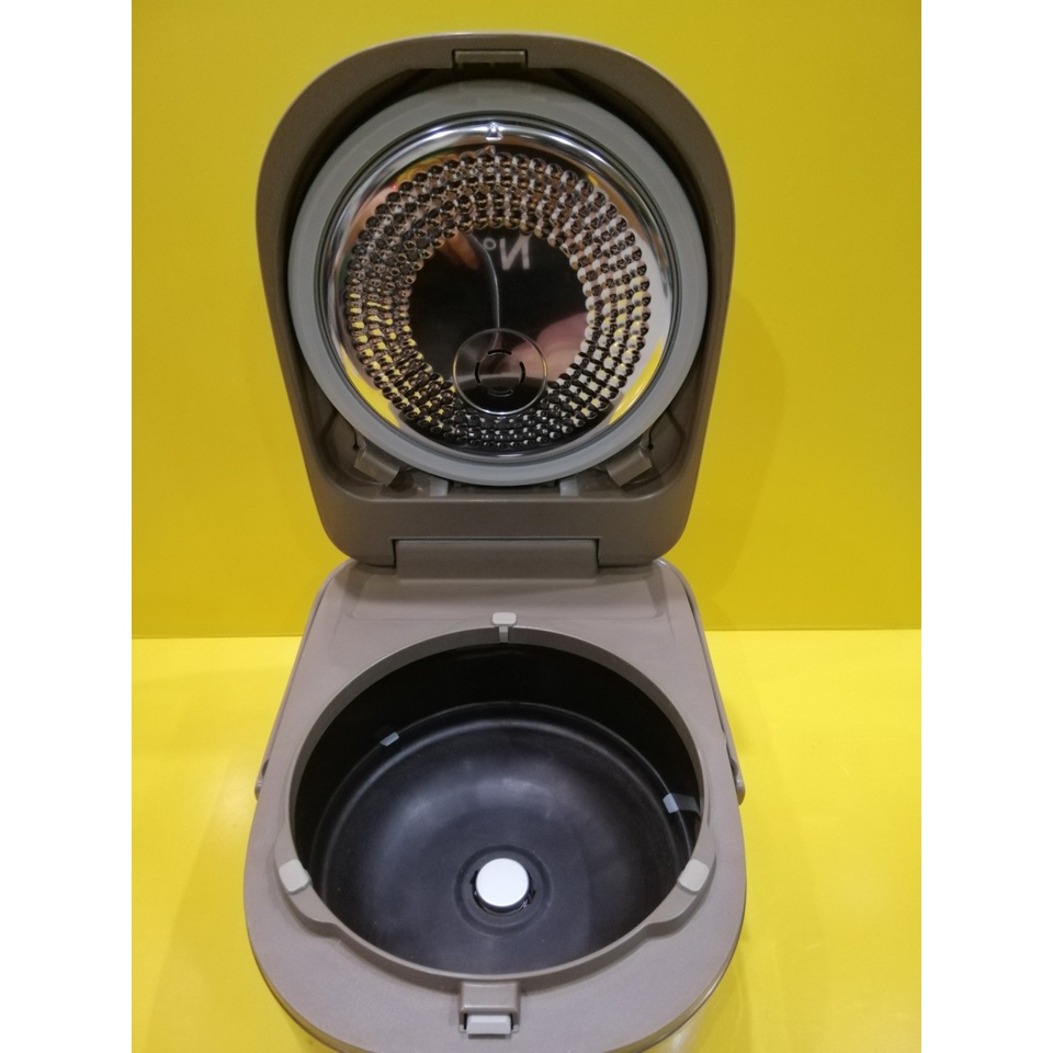 Nồi cơm nội địa Nhật cao tần (IH) Panasonic SR-K1000 (1.0L) (131126L0565)