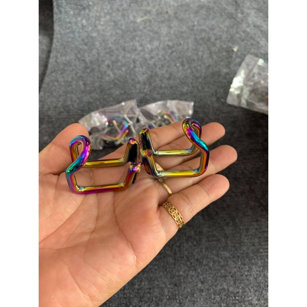 Móc treo đồ titan chữ U cho các dòng xe wave sirius exciter winer sonic satria vair