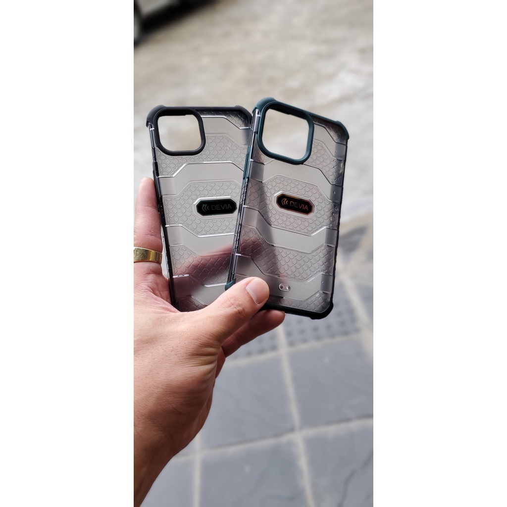 Ốp lưng devia chống sốc iPhone 13, 13 Pro, 13 Pro Max viền mềm nam tính Vanguard Shock Proof Case