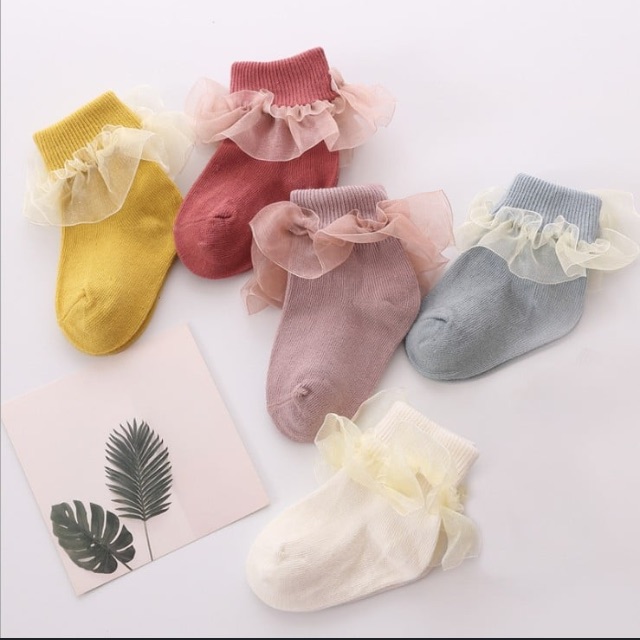 Tất cho bé từ 0-4 tuổi