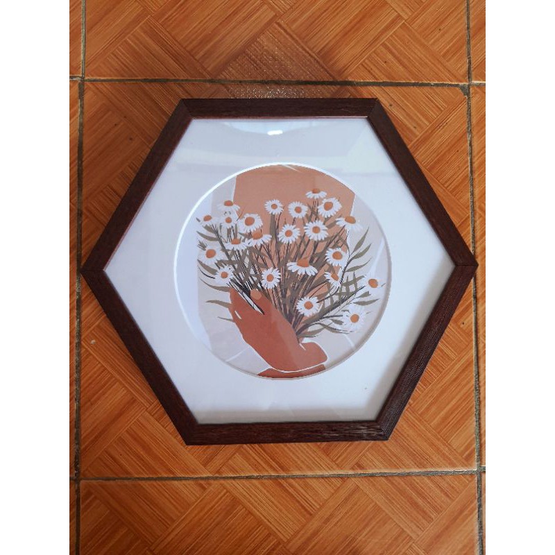 Khung tranh bát giác, lục giác ngũ giác, tam giác, hình vuông bo tròn đường kính 20-30cm... đặt theo yêu cầu