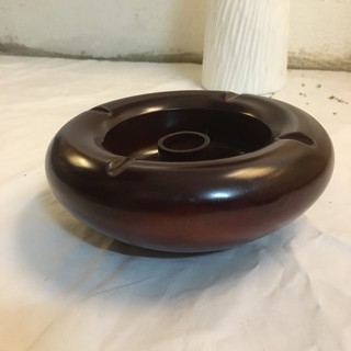 Gạt tàn thuốc là hình bát phong thủy từ gỗ tự nhiên cao cấp