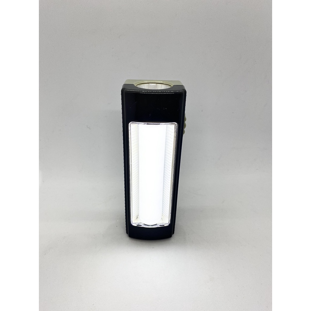 Daiso Đèn pin 2 chức năng có móc treo 31080