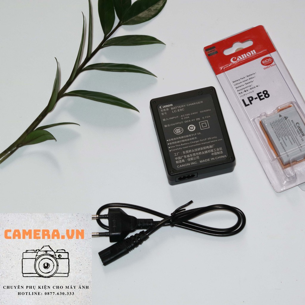 Sạc Canon LC-E8C CAO CẤP TỰ NGẮT  CHO Canon 700D, canon 600D, canon 650D , canon 550D