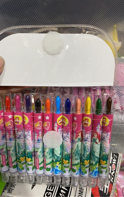 Sáp vặn 12 màu tô màu cho bé kèm túi đựng siêu xinh