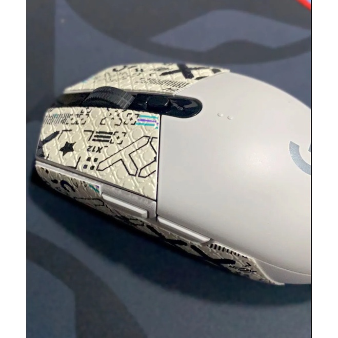 Suitable for Logitech G102 G304 mouse anti-skid sticker special side sweat-absorbing skin sticker