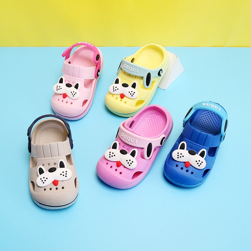 &lt;Ready Stock&gt; 1-4 Years Old Children's Slippers Summer Hole Shoes Non-slip EVA Sandals