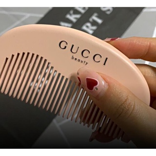 Lược Gỗ Đào Chải Tóc Gucci Dành Cho Nữ