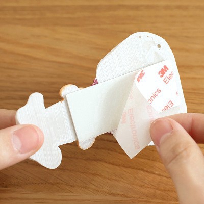 Móc giữ phích cắm hình đầu bếp vui nhộn tiện dụng