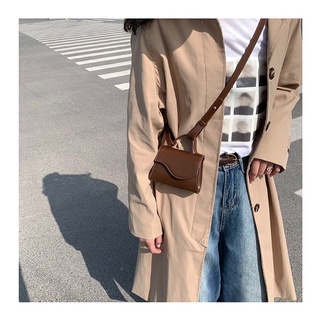 Túi Đeo Chéo Mini Da Pu Màu Trơn Nắp Lượn Sóng