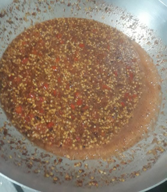 [AN TOÀN, CHẤT LƯỢNG] Mực rim me, mực rim tỏi ớt nhà làm - ngon sạch không hoá chất Hũ 200g | BigBuy360 - bigbuy360.vn