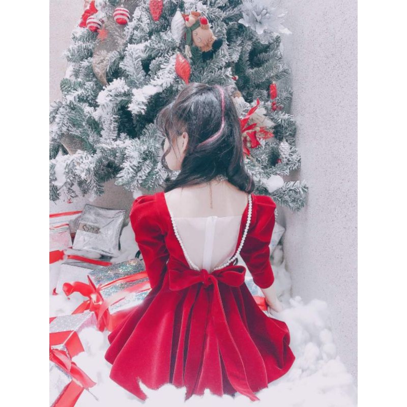 Đầm nhung đỏ