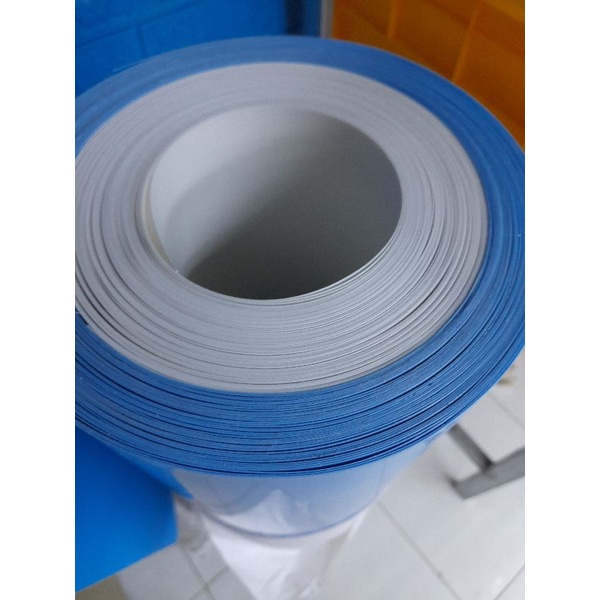 Tấm nhựa chặn cá betta