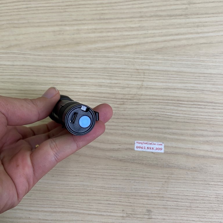 Đèn pin mini bỏ túi Ultrafire COB siêu sáng, nhỏ gọn, zoom xa gần, sạc USB