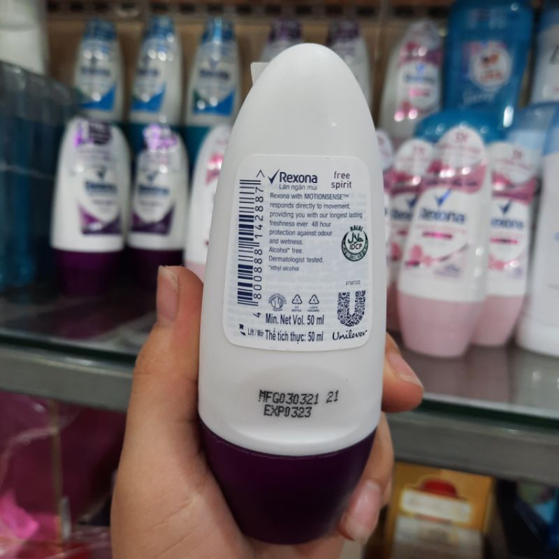 Lăn khử mùi Rexona Free Spirit chai 50ml