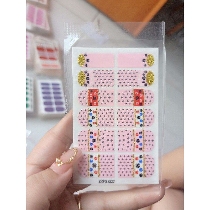 Miếng dán móng 12 sticker nhiều mẫu mã đẹp phong cách