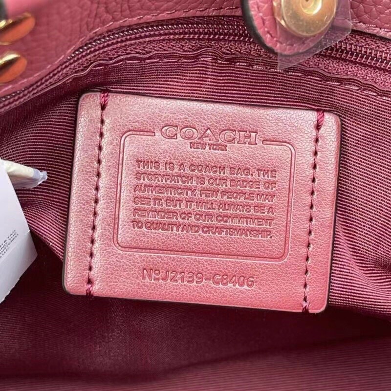 TÚI COACH DEMPSEY TOTE 22 C8406