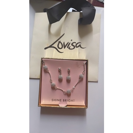 Thanh lý new Set bông tai dây chuyền thời trang Lovisa