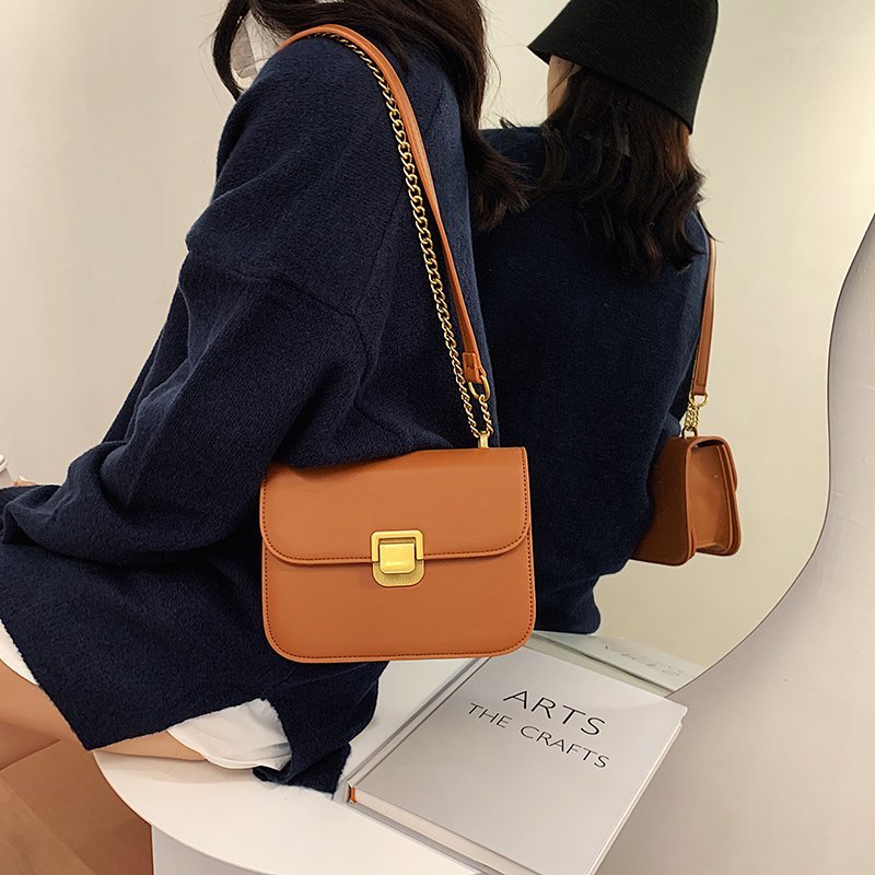 Túi xách da đeo chéo thời trang dành cho nữ | BigBuy360 - bigbuy360.vn