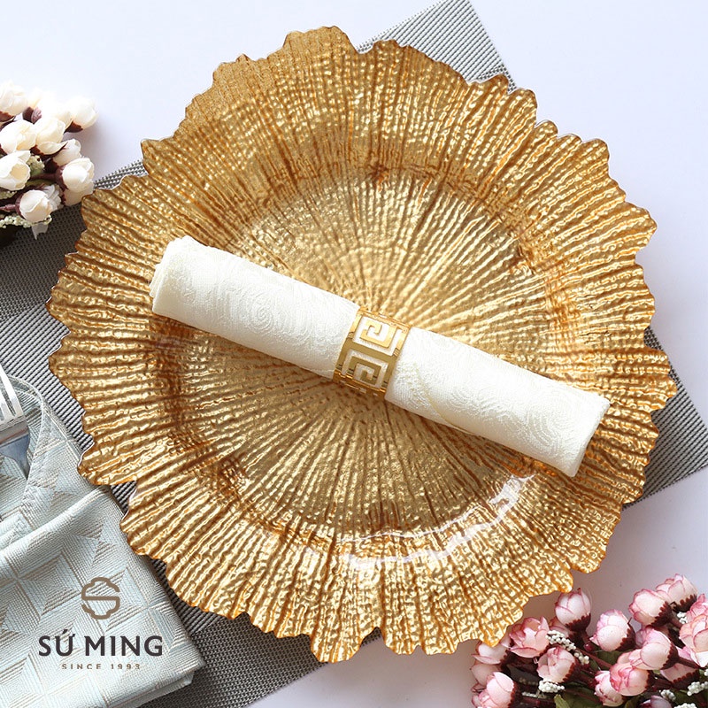 , phong cách sang trọng độc đáo, chịu lực, vàng 18k, giao hàng nhanh chóng.