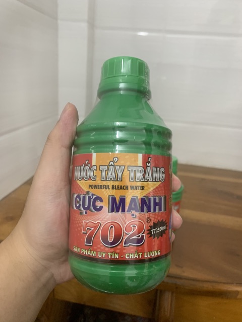 Nước tẩy trắng cực mạnh 702 - chai 500ml (vệ sinh lốc máy, đầu bò xe máy,..)