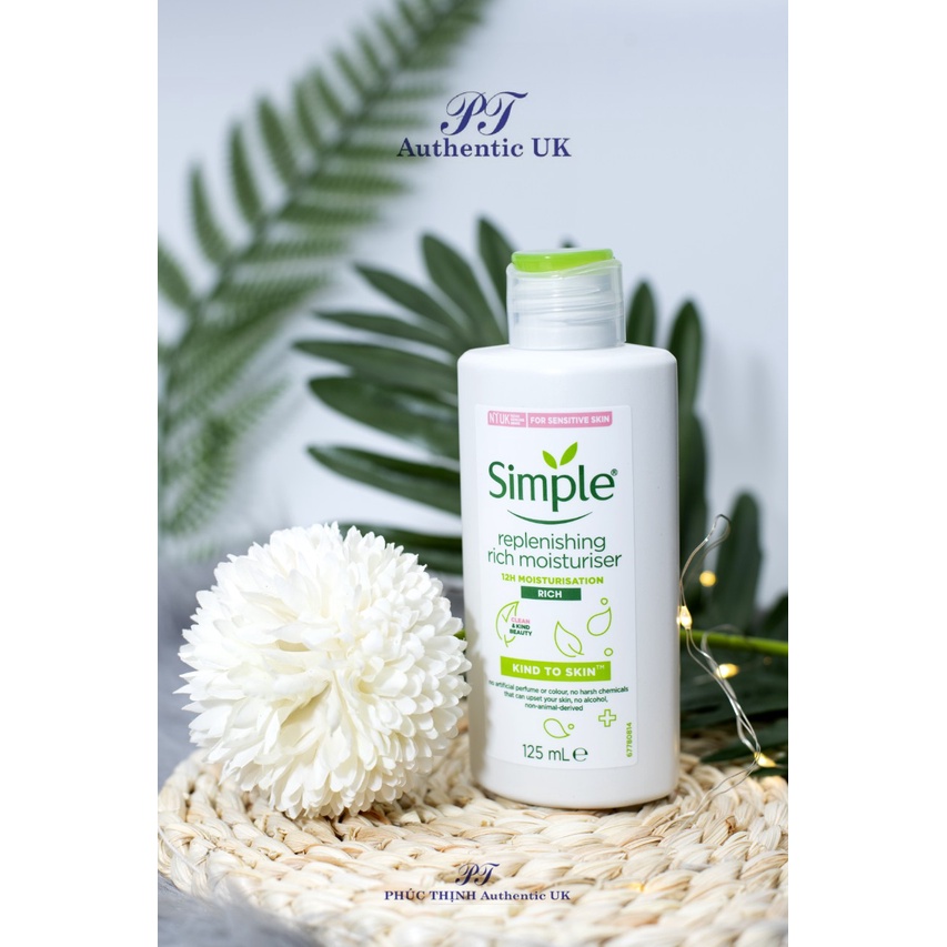 Kem Dưỡng Da Ẩm Cho Da Nhạy Cảm Simple Hydrating light moisturiser Light 125ml