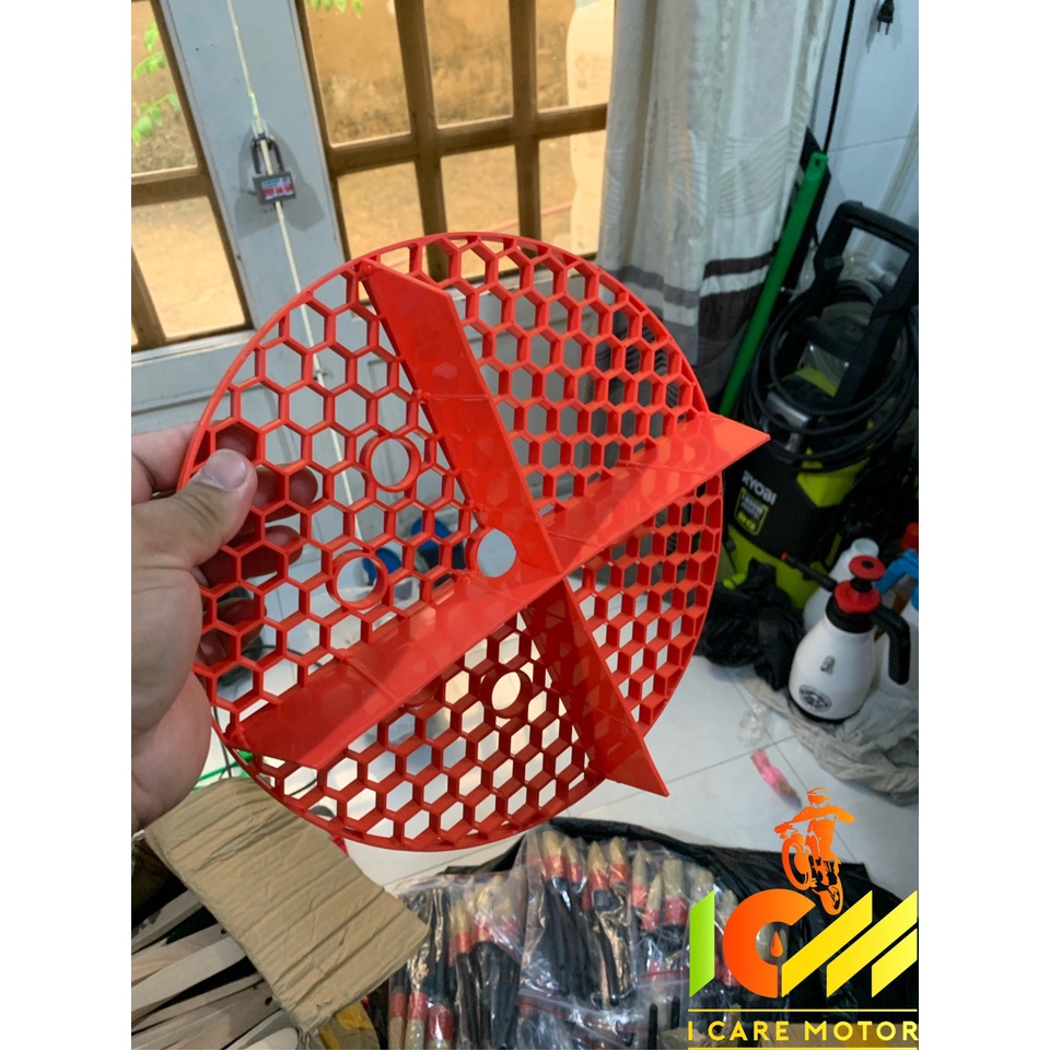 Xô Nước Rửa Xe Và Lưới Lọc Cát Chuyên Dụng