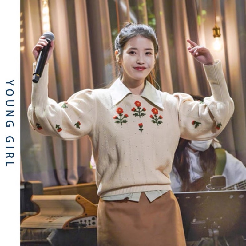 Áo pull hoa mai dệt kim len IU thêu hoa mặc ngoài rộng rãi