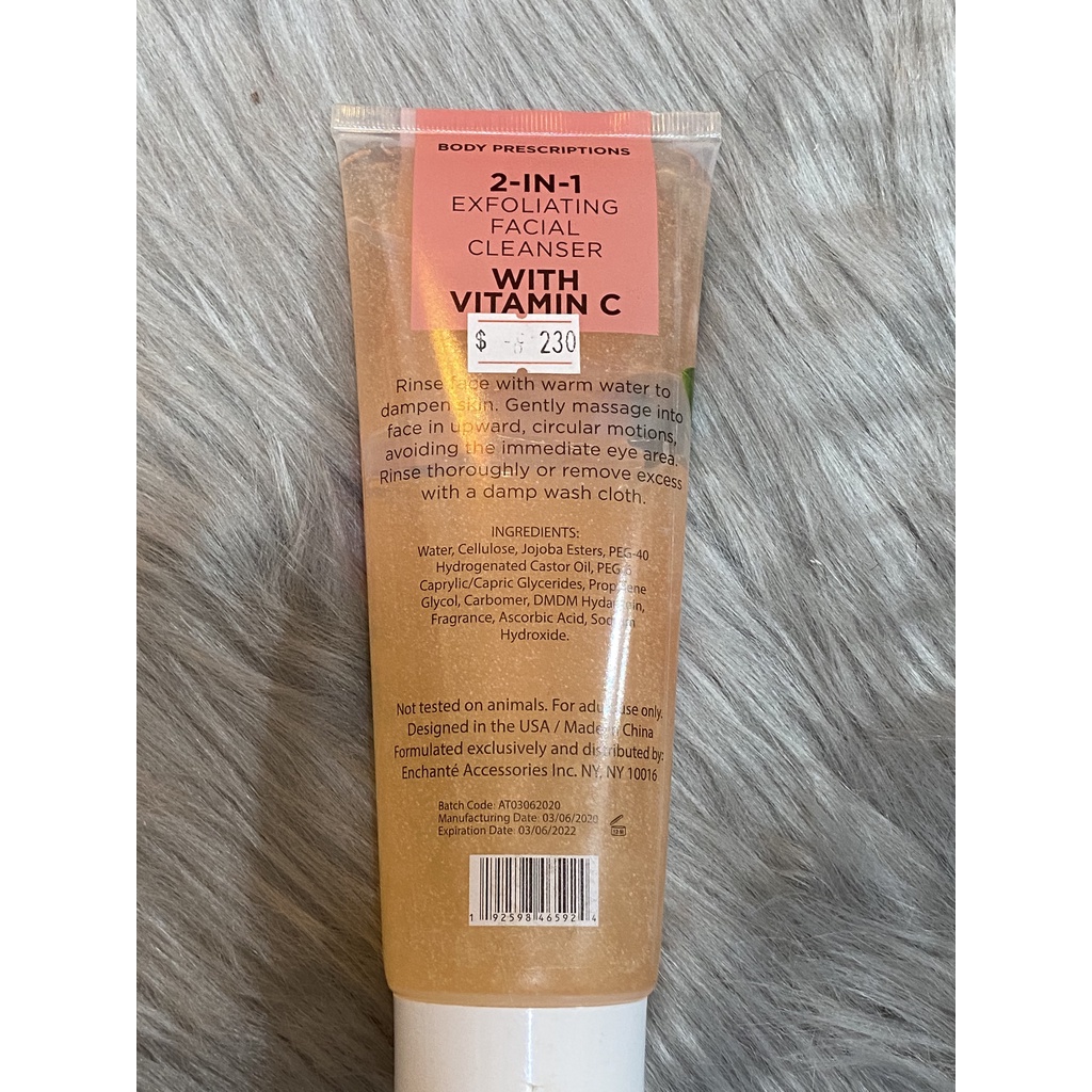 [HÀNG MỸ]  Sữa rửa mặt tẩy tế bào chết 2 trong 1 với Vitamin C 8 Oz./ 236ML