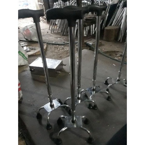 Gậy tập Đi Cho Người Già