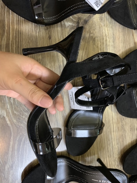 SANDAL BSK VỀ TRẢ KHÁCH