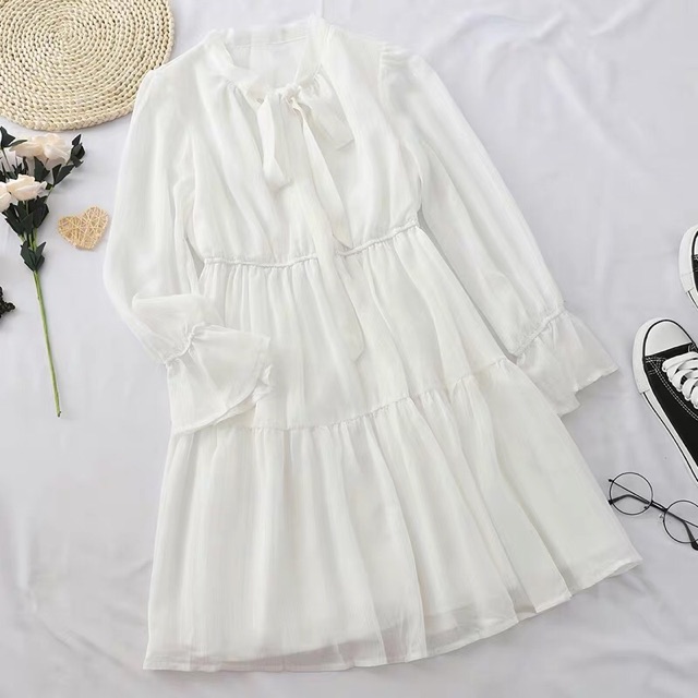 Váy kim tuyến tay nhún hai lớp cổ nơ | BigBuy360 - bigbuy360.vn