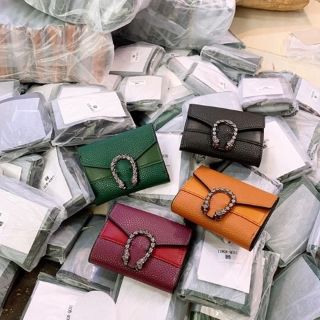 Ví đầu rồng
