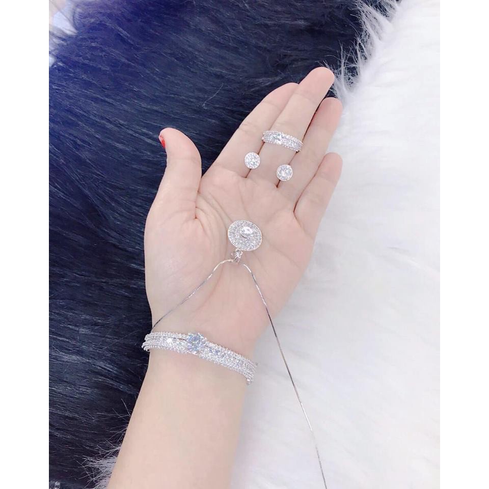 Bộ trang sức thời trang