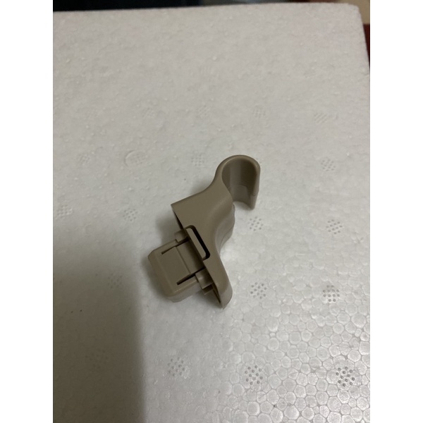 Lẫy cài chắn nắng Ford Escape