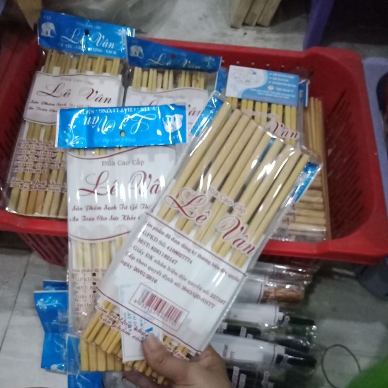 Đũa Gỗ Từ Thiên Nhiên Lê Vân