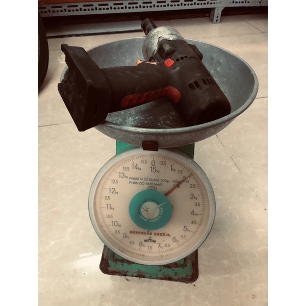 Máy xiết bu long Nhật bãi Straight 19.2 V 600Nm