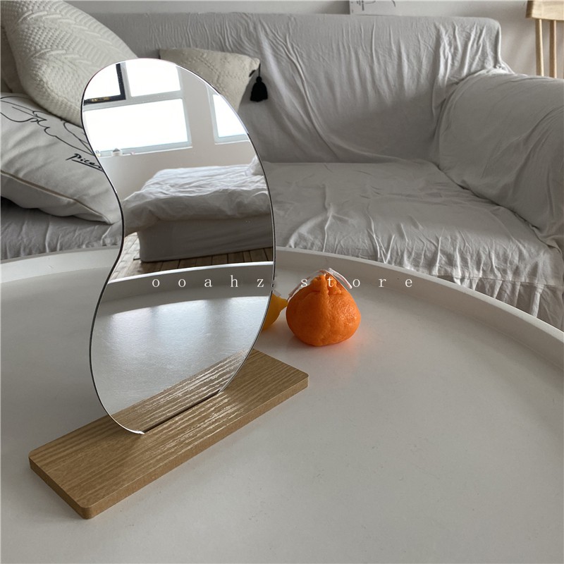 Gương trang điểm để bàn thiết kế đơn giản tiện dụng