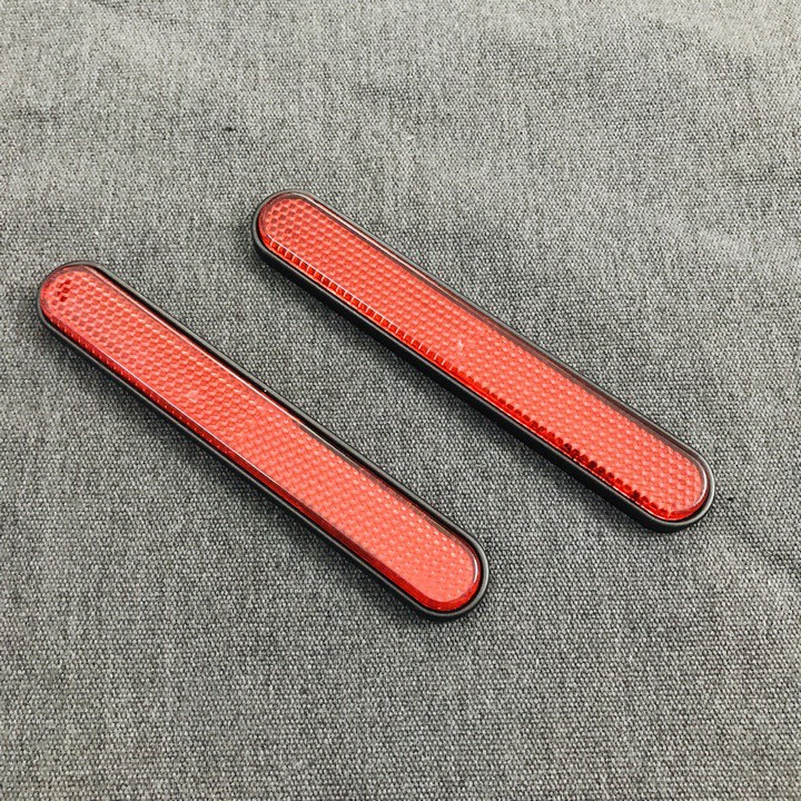 [CHÚ Ý] Bộ mắt mèo phản quang dán xe máy kiểu que dũa tròn độc đáo