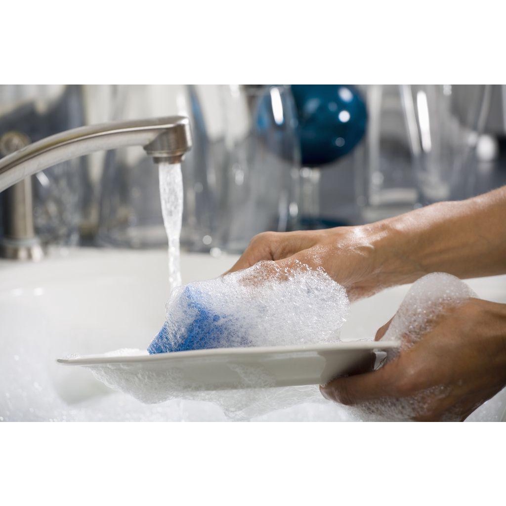 Nước rửa chén spy tinh dầu quế 760ml