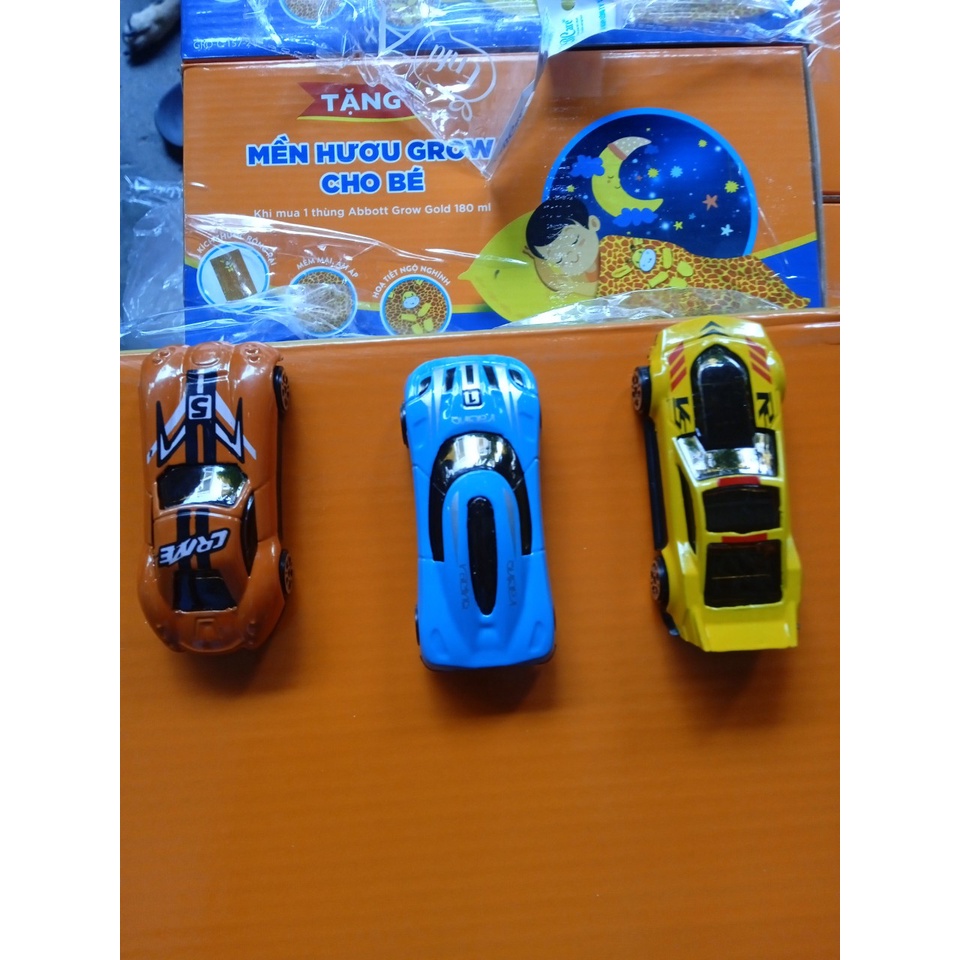 COMBO 3 XE Ô TÔ KIM LOẠI QUÀ TẶNG SỮA ENFA