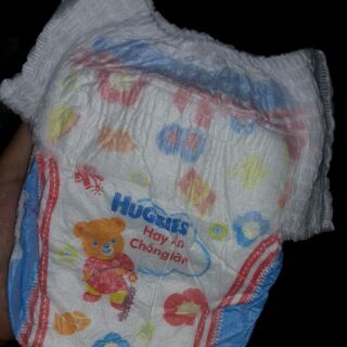 Bộ 11 miếng tã quần Huggies size L (9-14kg)