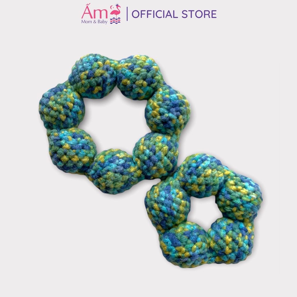 Xúc Xắc Lục Lạc Handmade Cho Bé Hỗ Trợ Phát Triển Trí Tuệ Ấm Baby Có Gắn Chuông Tạo Âm Thanh Vui Nhộn Ấm Gift Decor