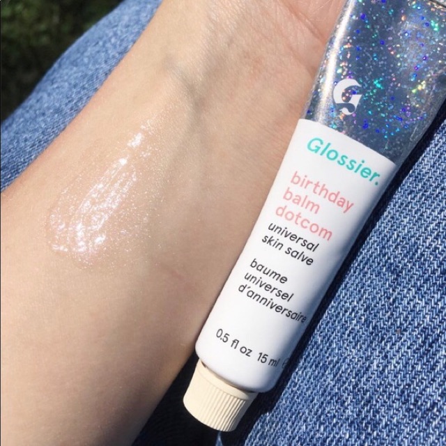 Son dưỡng Glossier