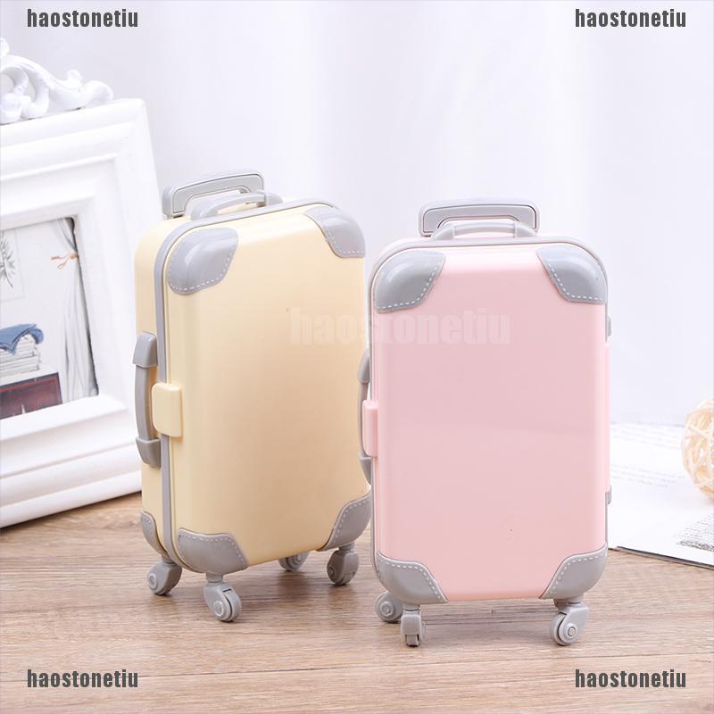 Mô hình vali mini bằng nhựa dùng trang trí nhà búp bê