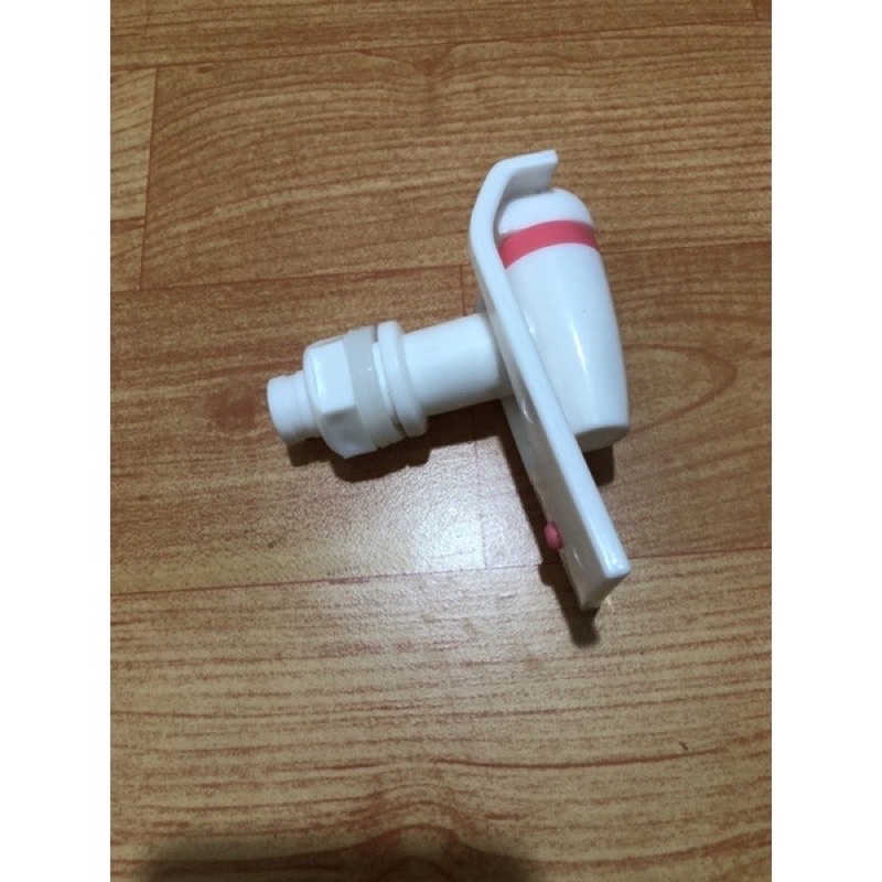 vòi cây nước,máy làm nóng lạnh kangaroo KG34C,KG34H,KG34F,KG31,KG31H,KG3331 zen ngoài